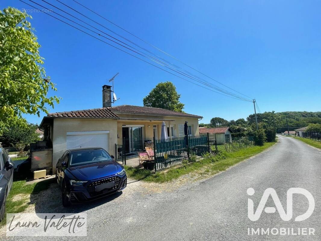 Photo 1 - Maison à LA CROIX-BLANCHE