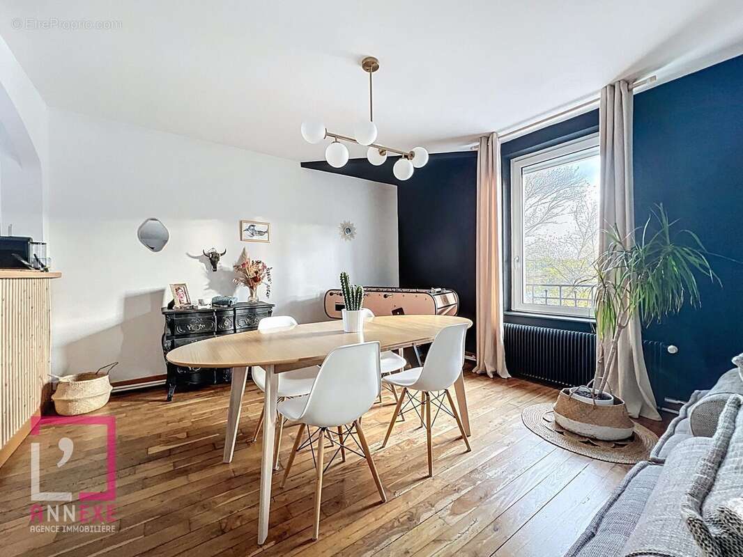 Appartement à FONTAINES-SUR-SAONE