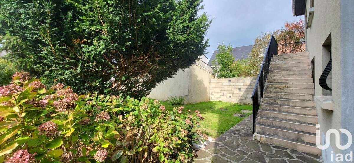 Photo 2 - Maison à NOISY-LE-GRAND