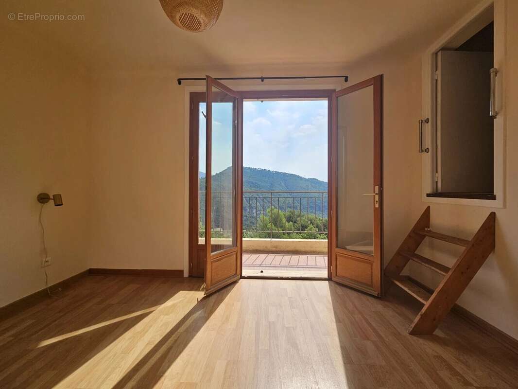 Villa Individuelle 4/5 pièces - 110 m² / Coaraze à 20 minutes de Contes et 45 min du Port de Nice - photo 12