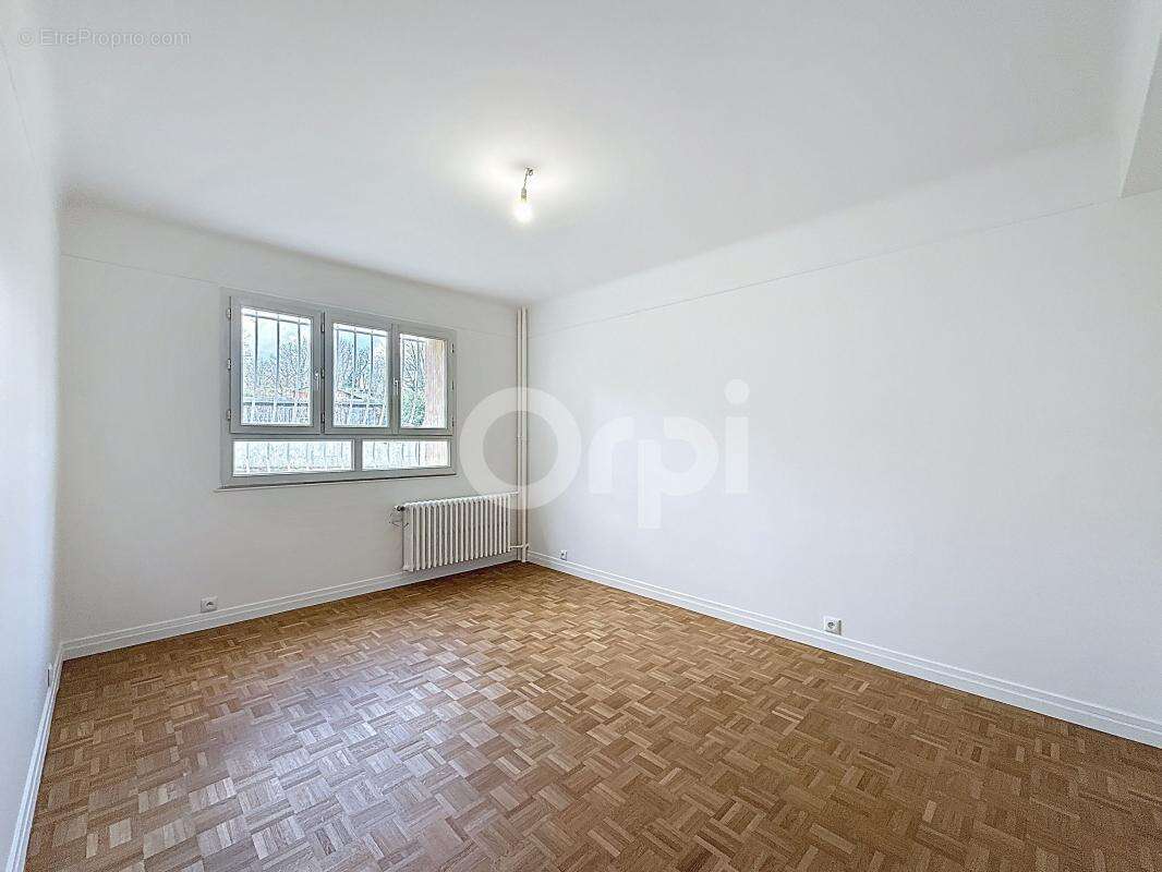 Appartement à NOGENT-SUR-MARNE
