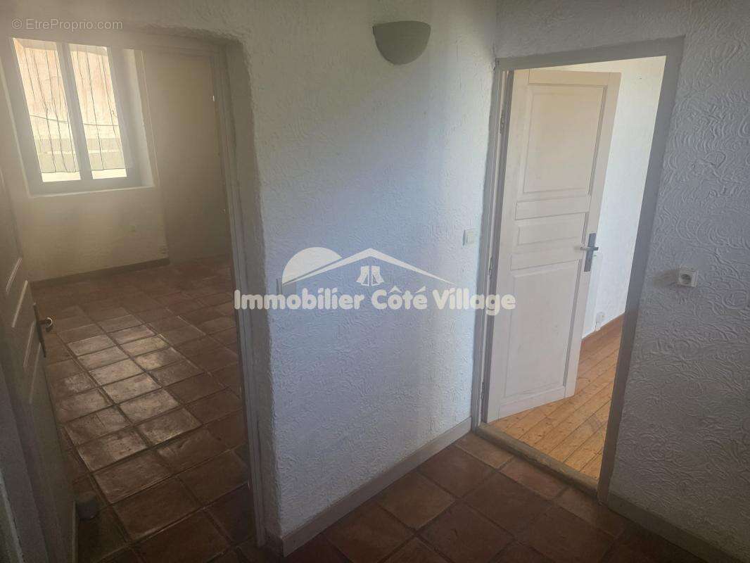 Appartement 4 pièces 135m2 (Loi Carrez 110m2) +3 caves, Touë - photo 28