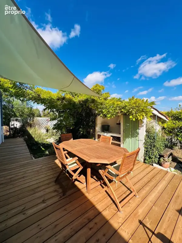 Maison familiale de plain-pied avec jardin, véranda et prestations récentes - photo 3