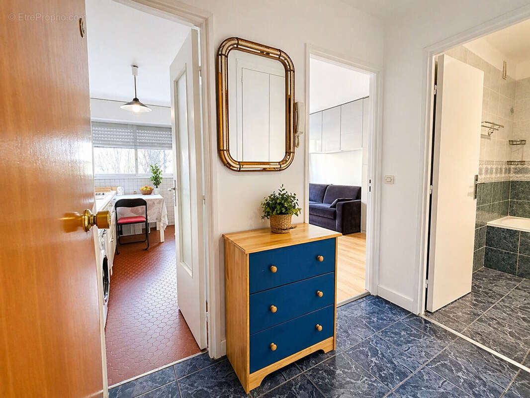 Appartement à PARIS-19E