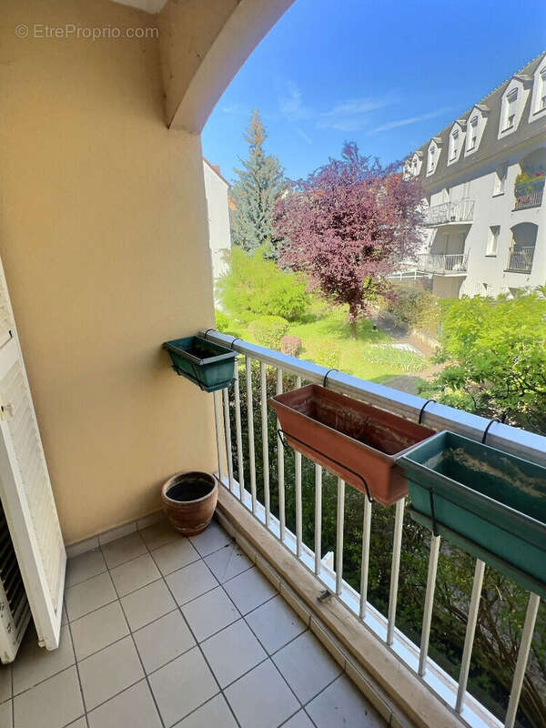 Appartement à THIAIS
