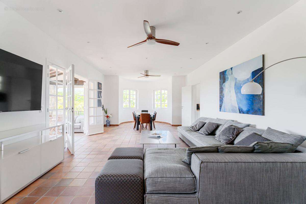 Maison à LA CROIX-VALMER