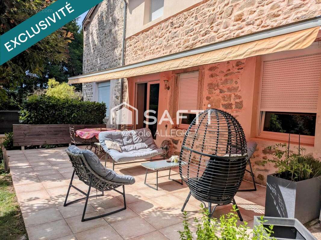 Photo 2 - Maison à SAINT-DENIS-EN-BUGEY