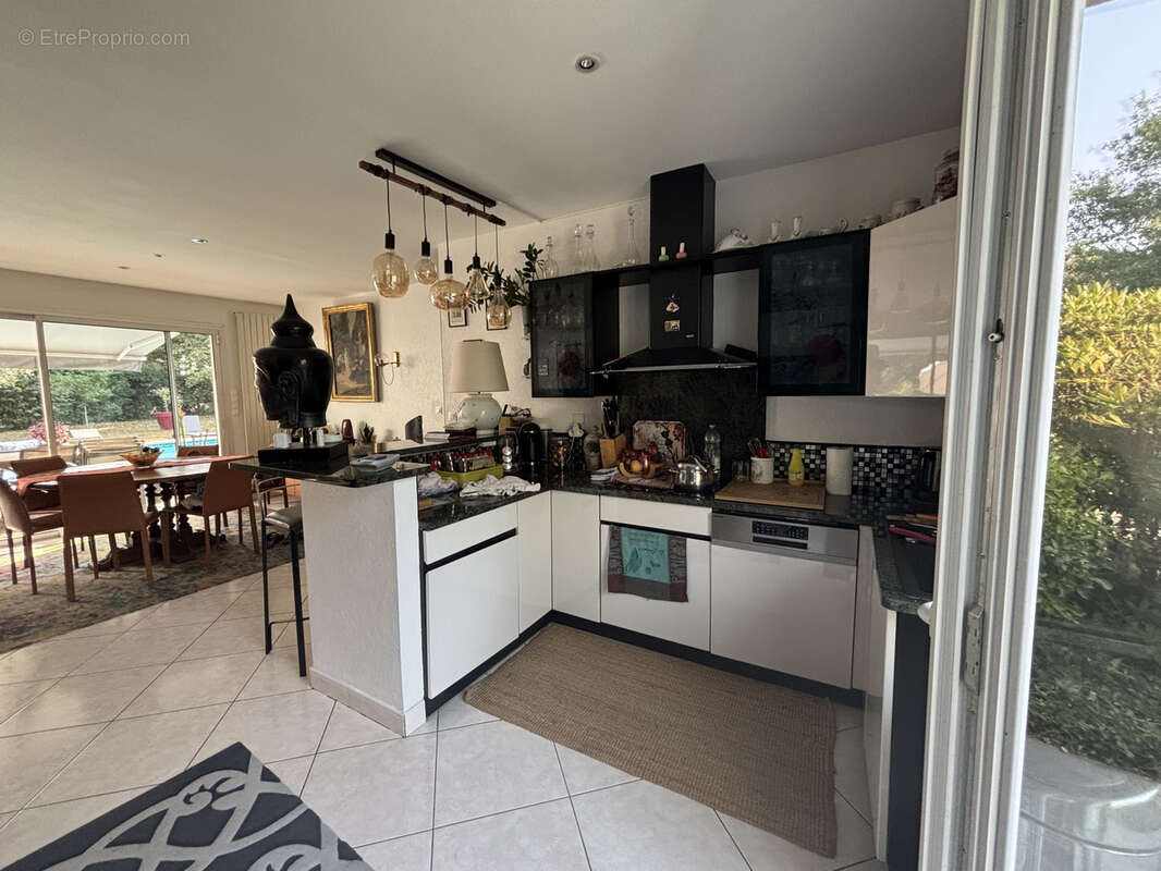 Maison à CARBON-BLANC