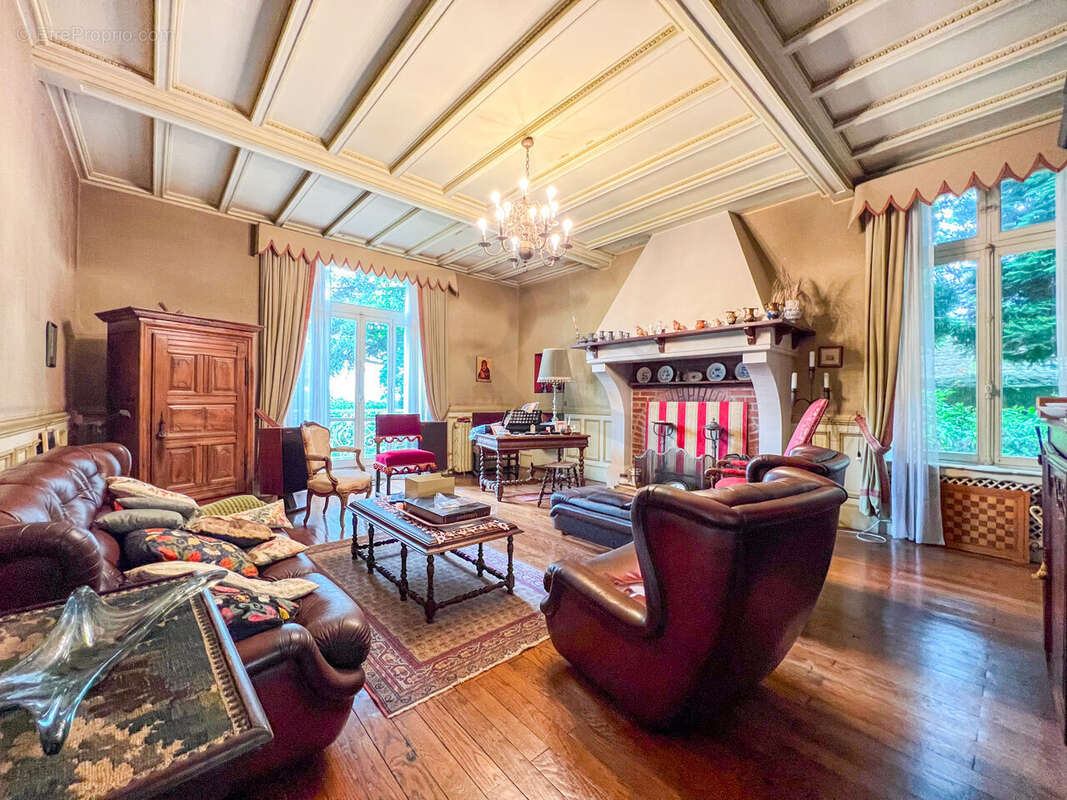 Maison à SAINT-GEORGES-DES-GROSEILLERS