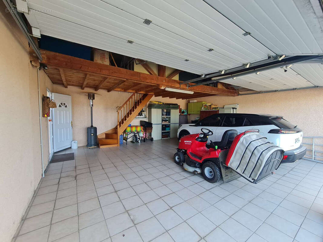 Maison familiale de 227 m2 avec piscine sur plus de 5 000 m2 de terrain   Entre Albi et Gaillac - photo 12