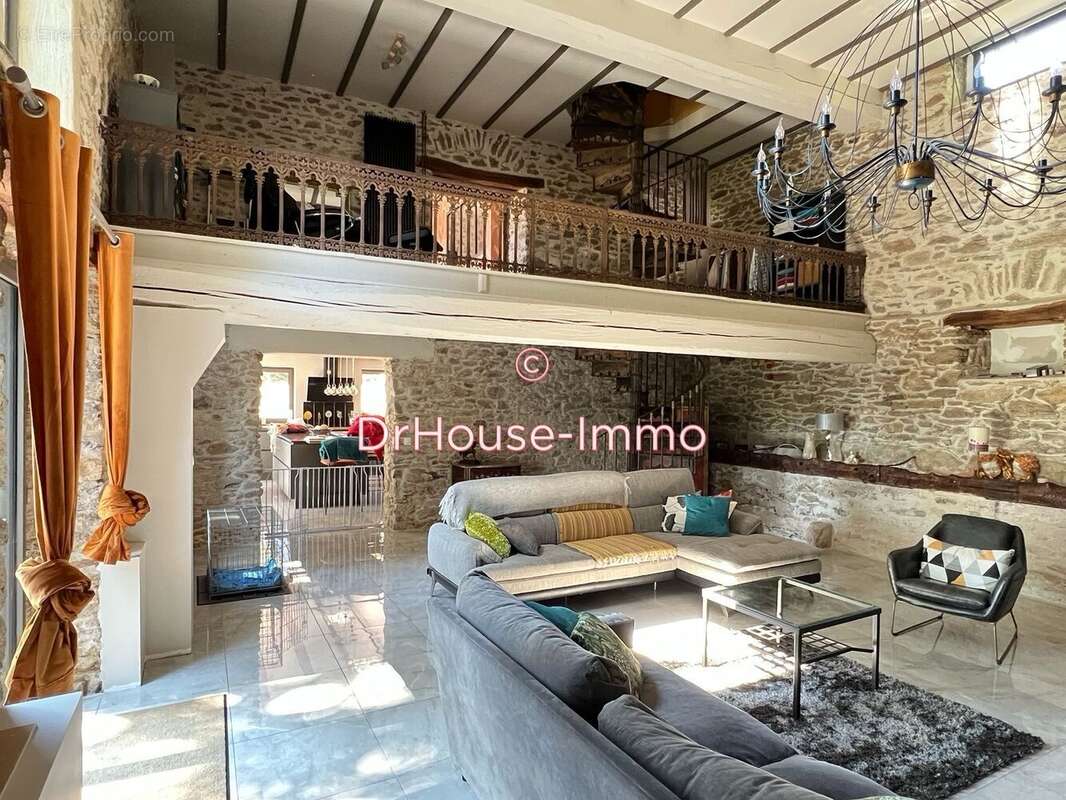 Maison à SAINT-DENIS