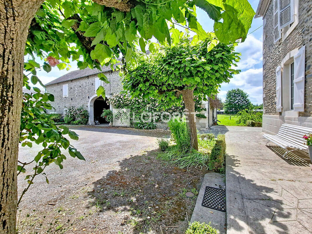Maison à MEILLON