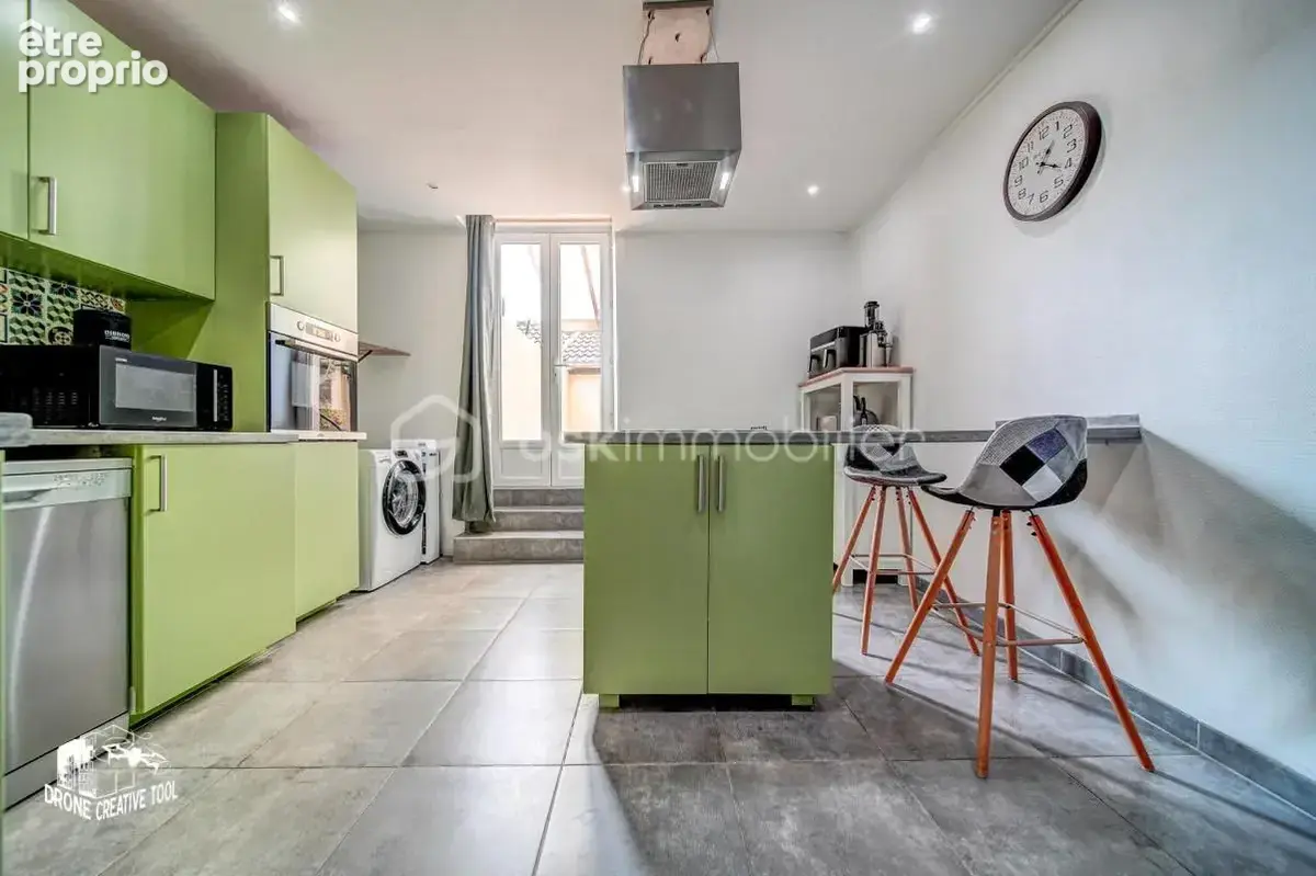 DUPLEX 149m2, 4 chambres, terrasse, garage, place de parking et cave - photo 3
