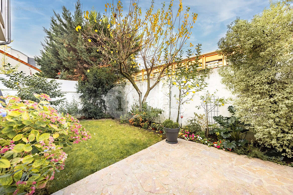 Maison à ASNIERES-SUR-SEINE