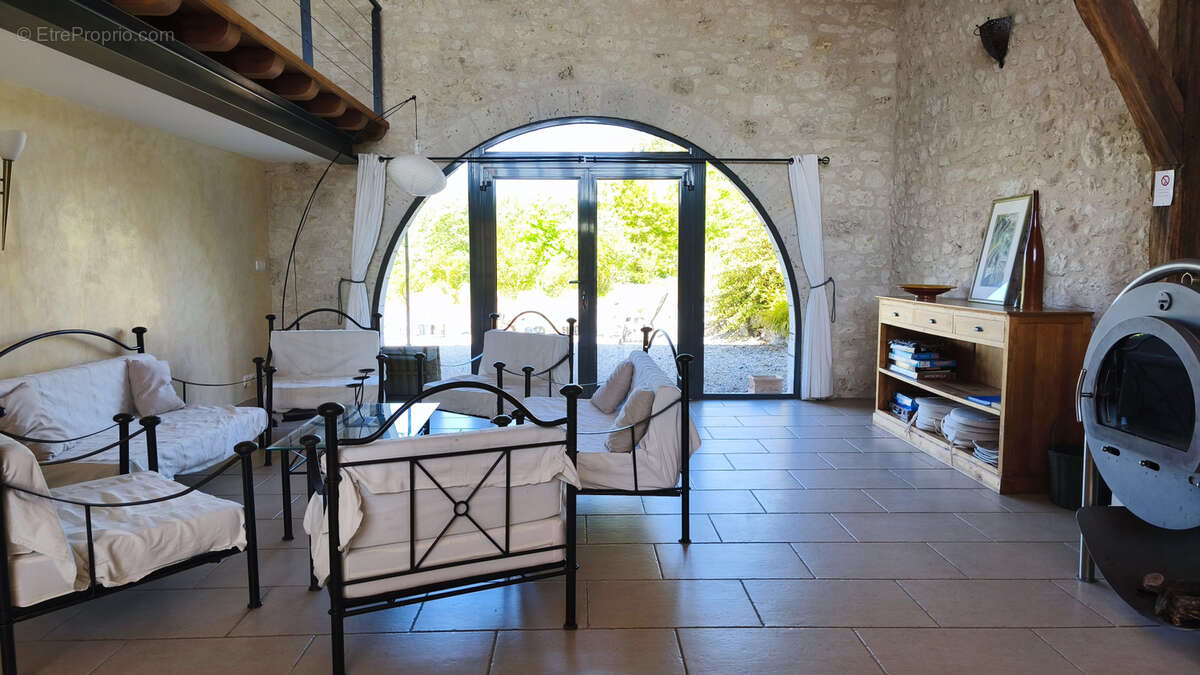 Maison à CAZES-MONDENARD