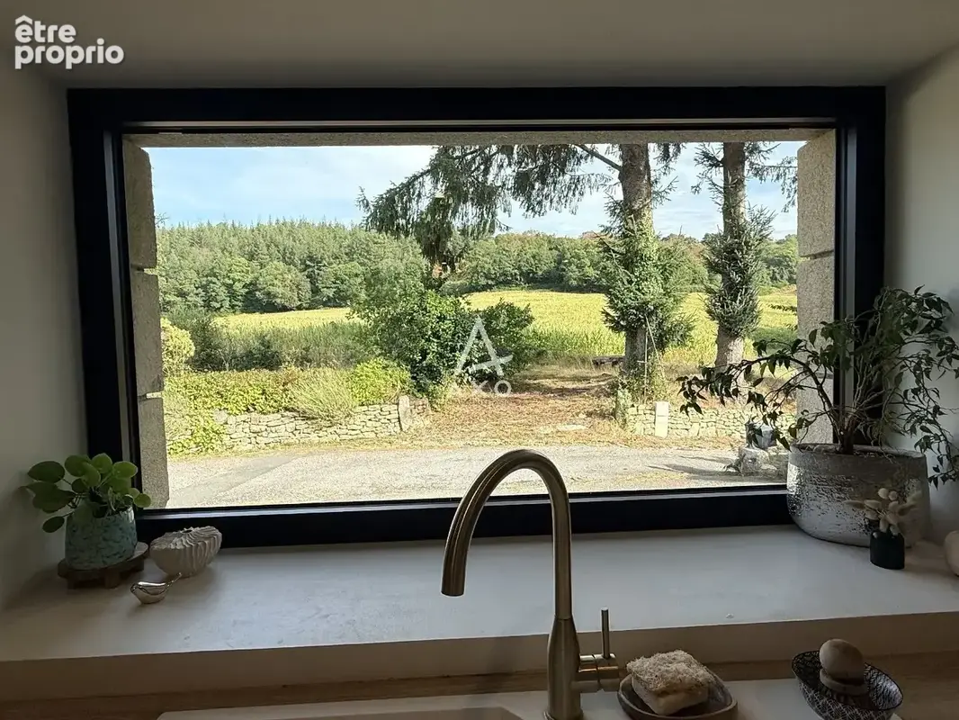 Une propriété rare, rénovée avec goût, où charme et sérénité se rencontrent - photo 8