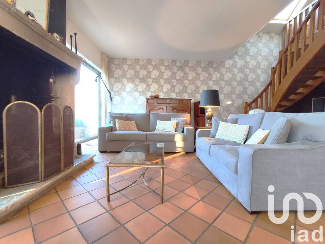 Photo 1 - Maison à FLEURY-LES-AUBRAIS