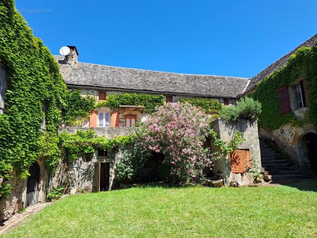 Maison à NAJAC