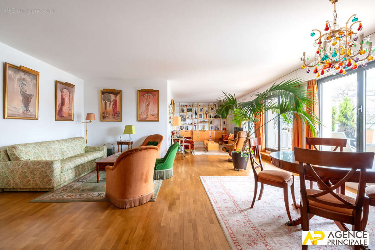 Appartement à MAISONS-LAFFITTE