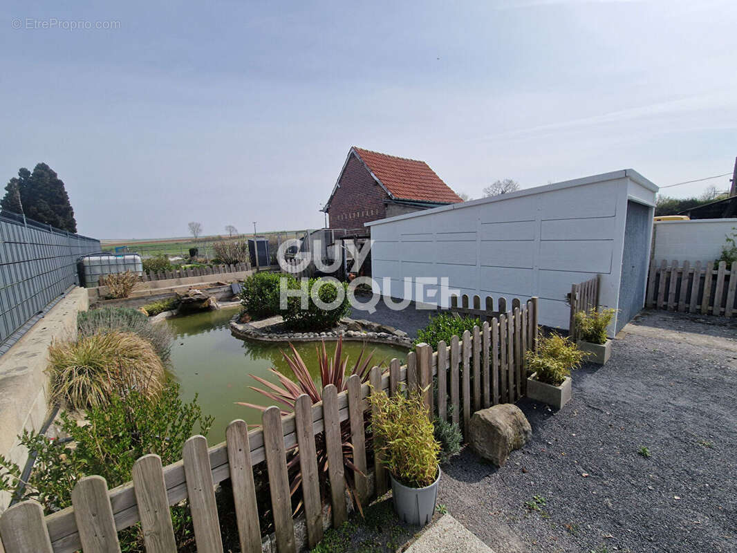 Maison à CRECY-SUR-SERRE