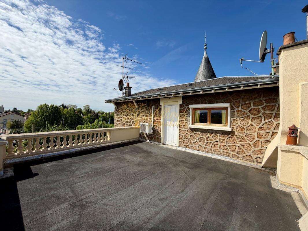 Maison à SAINT-MAUR-DES-FOSSES