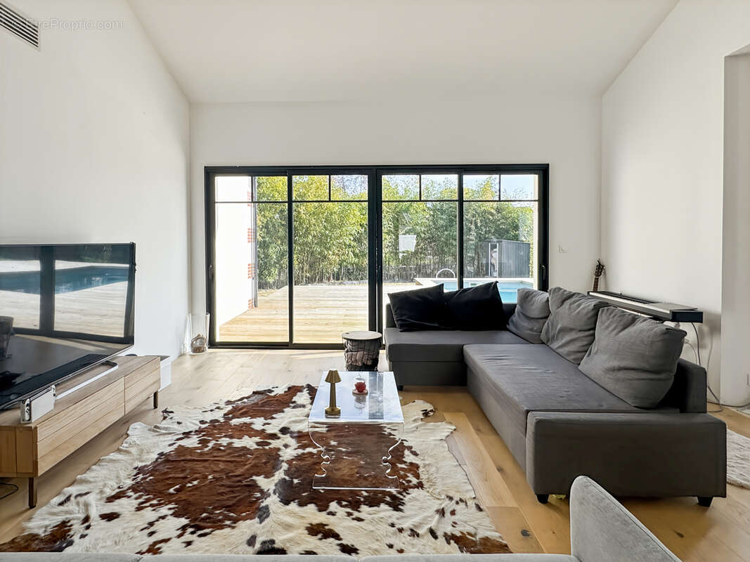 Maison à GUJAN-MESTRAS