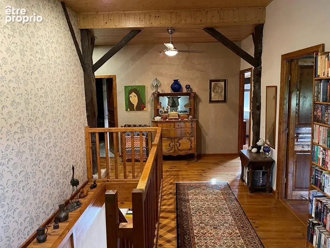 Grande ferme de caractère avec vaste grange et beaucoup d'intimité - photo 15