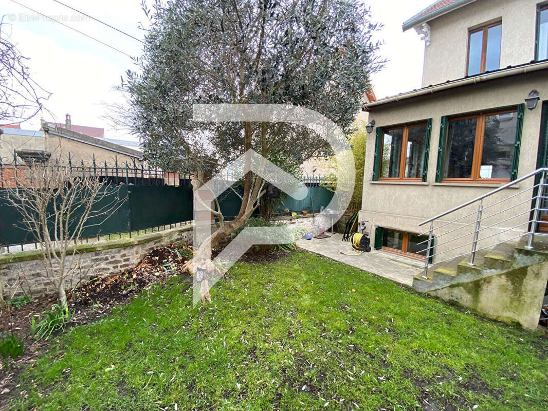 Maison Colombes 7 pièce(s) 135 m2  quartier Petite Garenne - photo 13