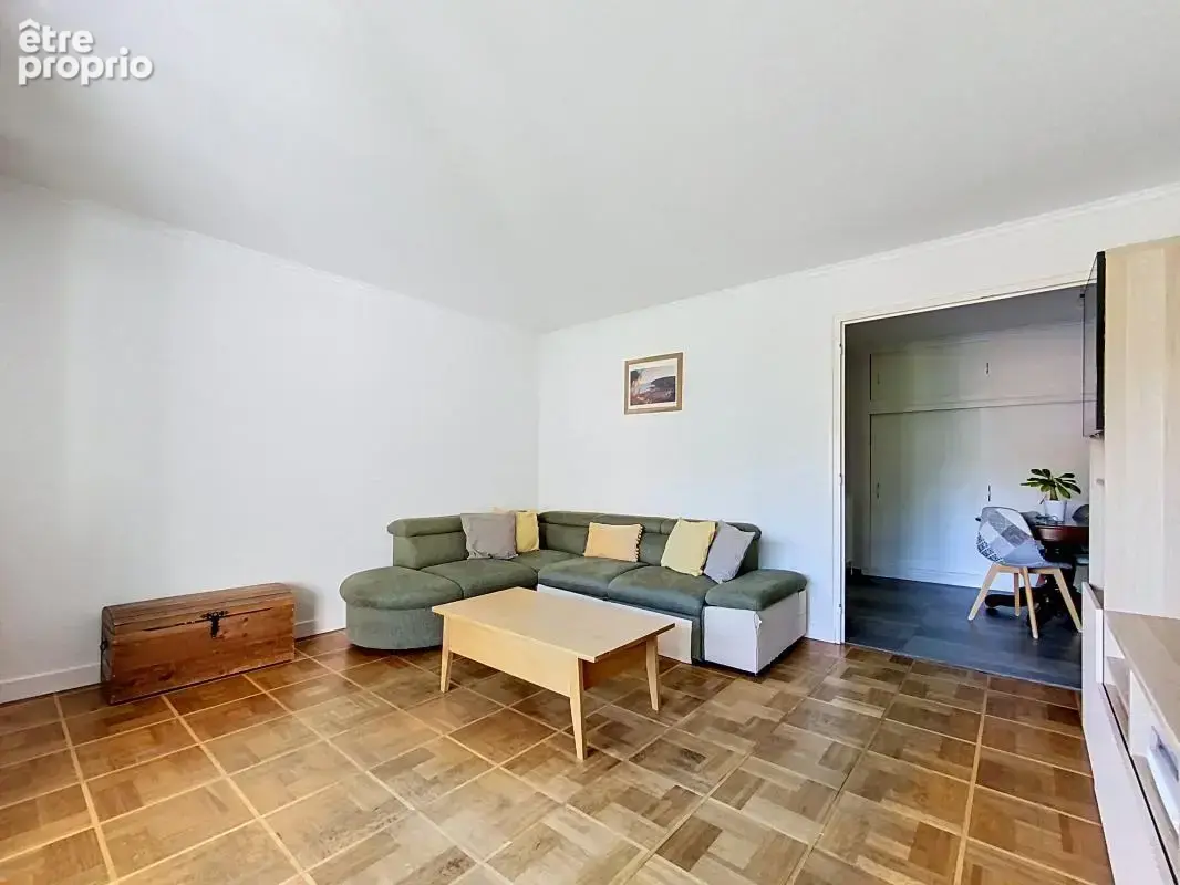 Appartement - 3 Chambres - Balcon - Cave - Proche commodités - photo 7