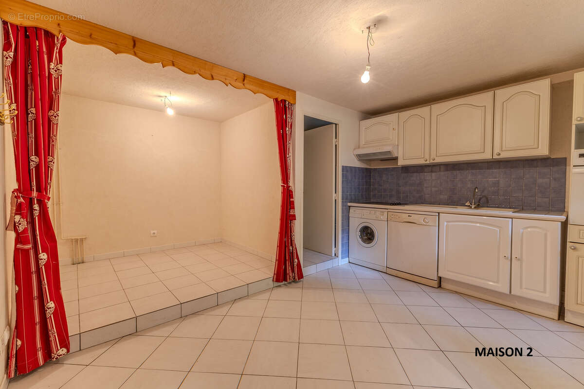 Deux maisons mitoyennes - Villette, proche d'Aime-La Plagne (surface totale de 280m2) - photo 20