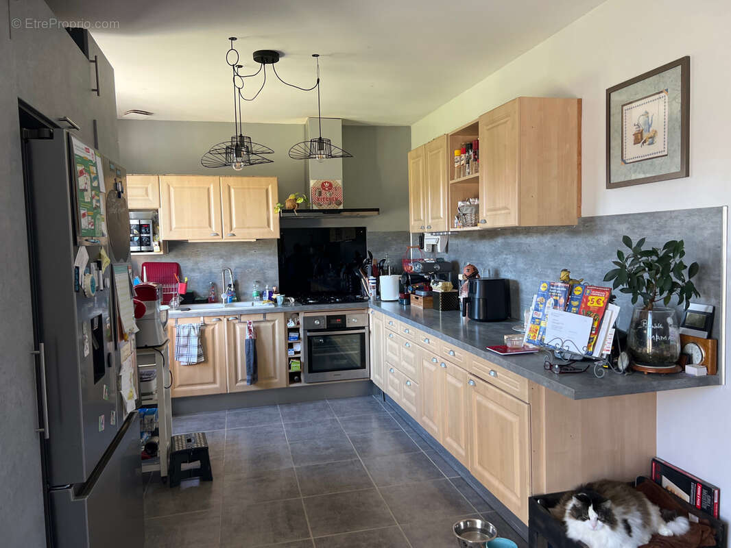 Maison à CHATEAU-L&#039;EVEQUE