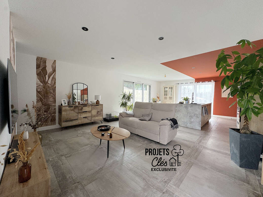 Maison à LANDERONDE