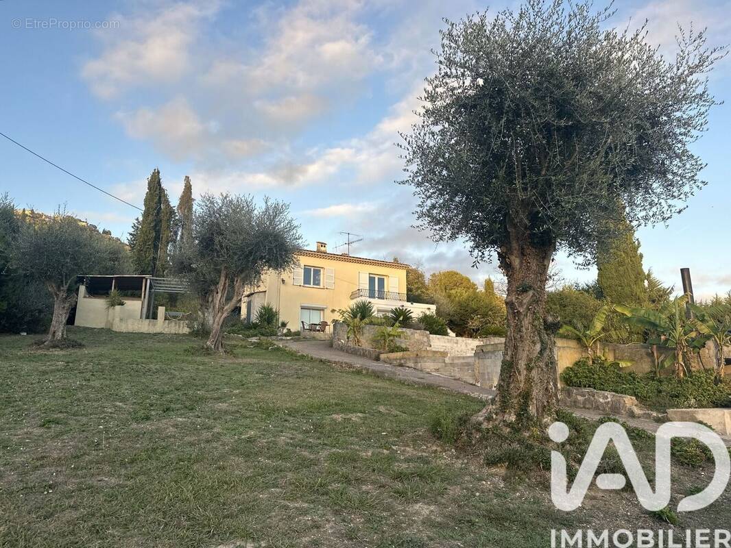 Photo 1 - Maison à PEYMEINADE