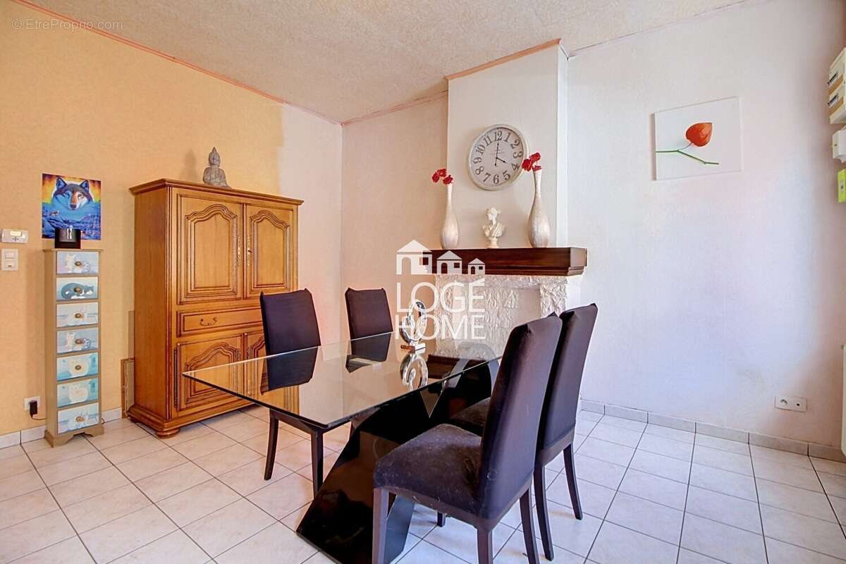 Maison à AUBERCHICOURT