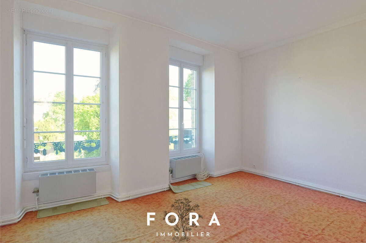 Appartement à CONDE-SUR-NOIREAU