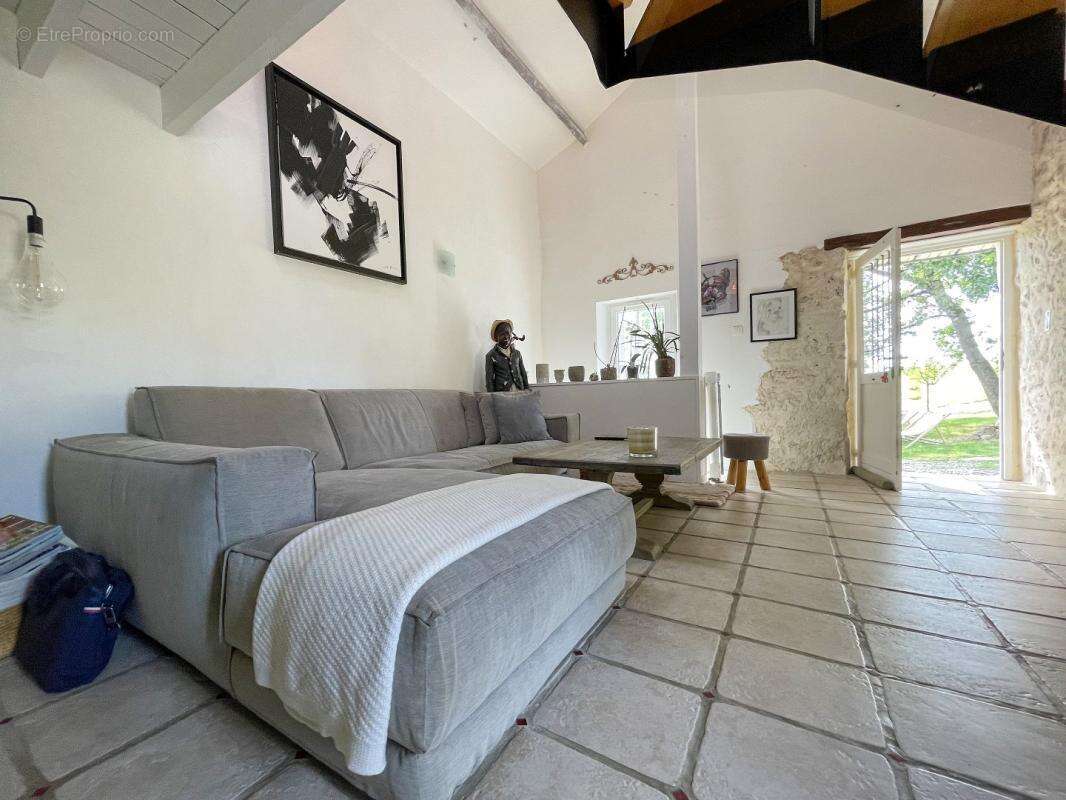 Maison à SEMPESSERRE