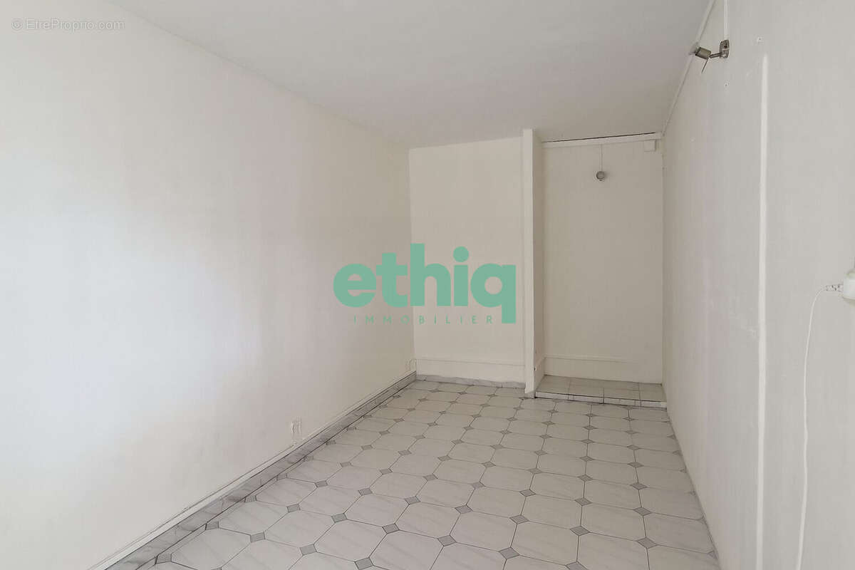 Appartement à LES ABYMES