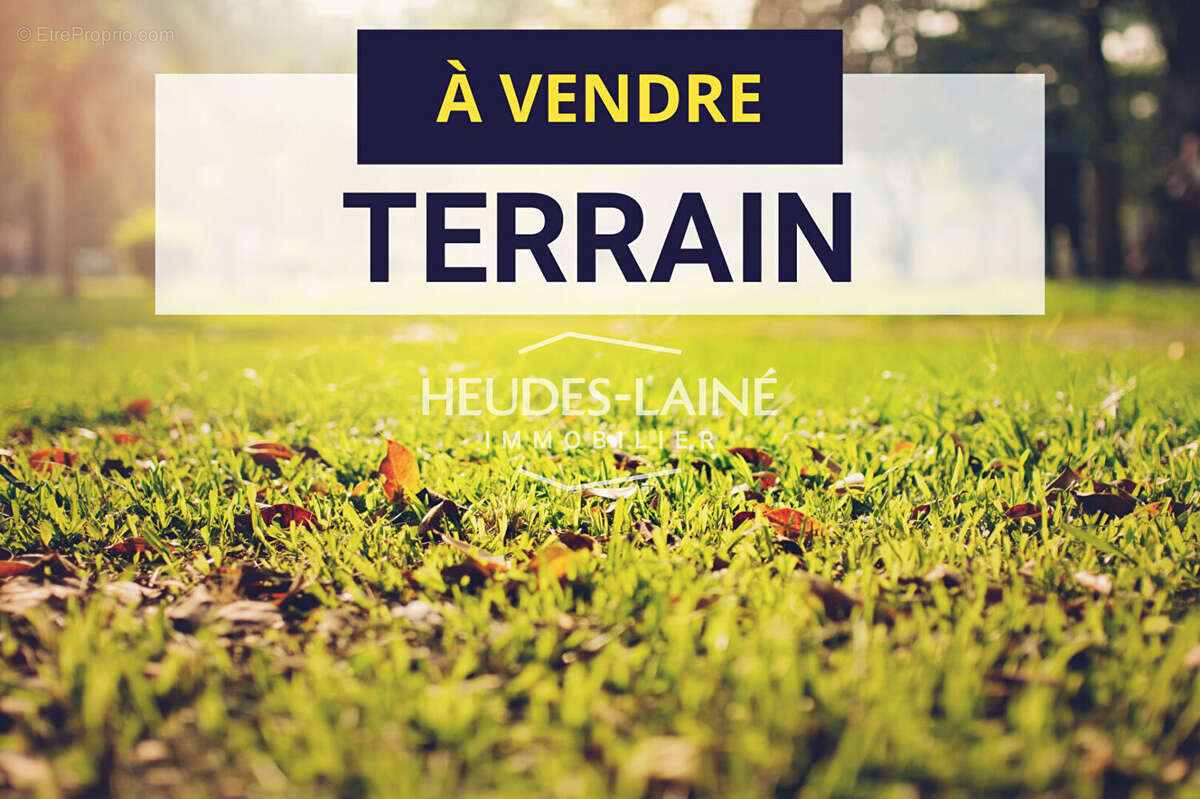 Terrain à SAINT-PAIR-SUR-MER