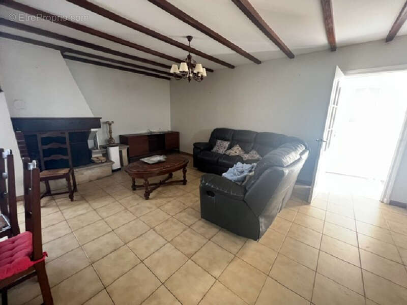 Maison à AIGUILLON
