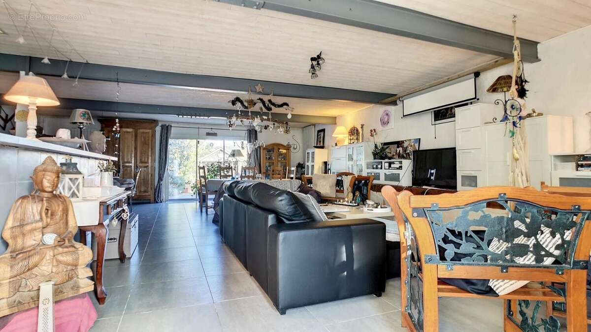 Photo 7 - Maison à MAS-SAINTES-PUELLES