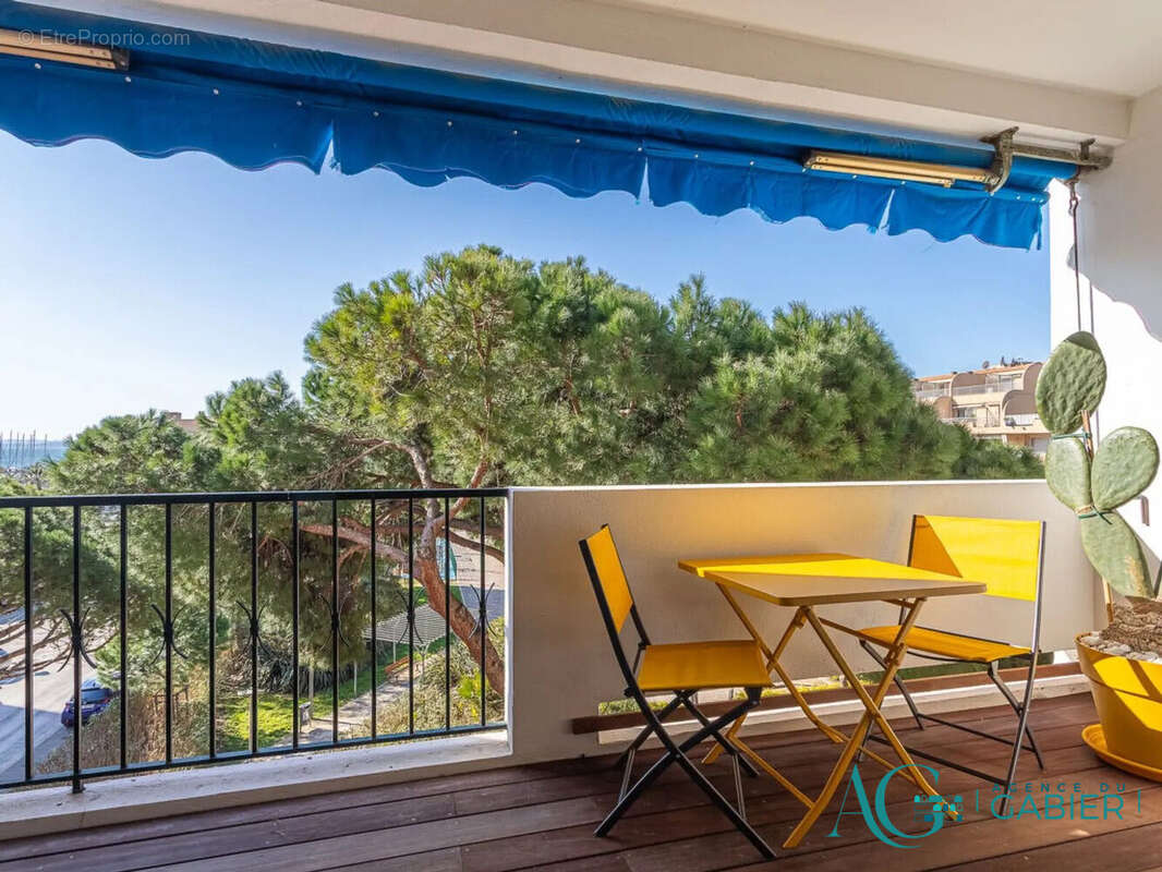 Appartement à HYERES