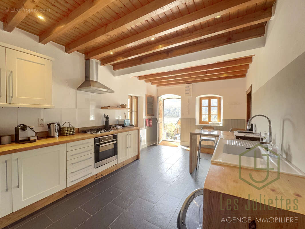 Maison à LA COTE-D'ARBROZ