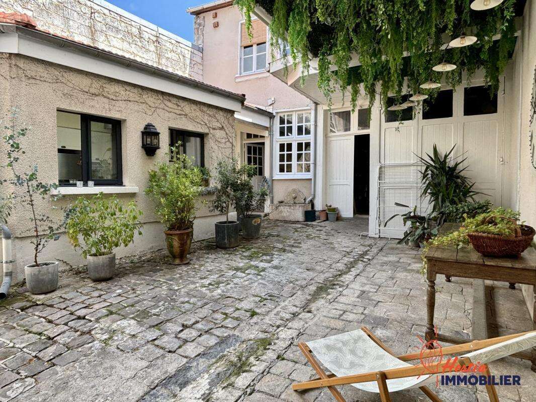 Magnifique maison bourgeoise au coeur du centre-ville avec jardi - photo 8