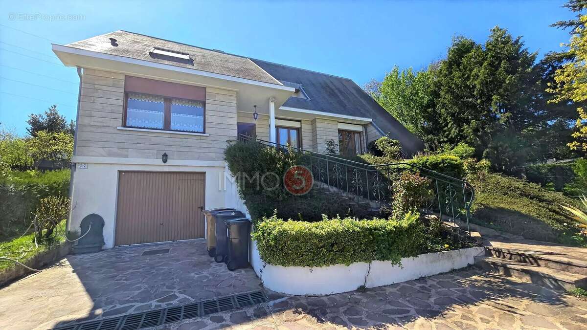 Maison à VILLEMOMBLE