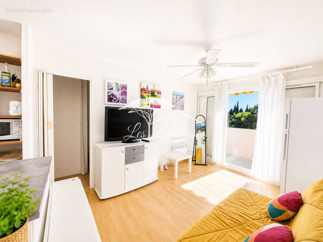 Appartement à LA LONDE-LES-MAURES