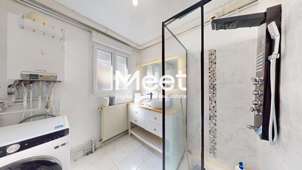 Maison à LIGNY-LE-CHATEL