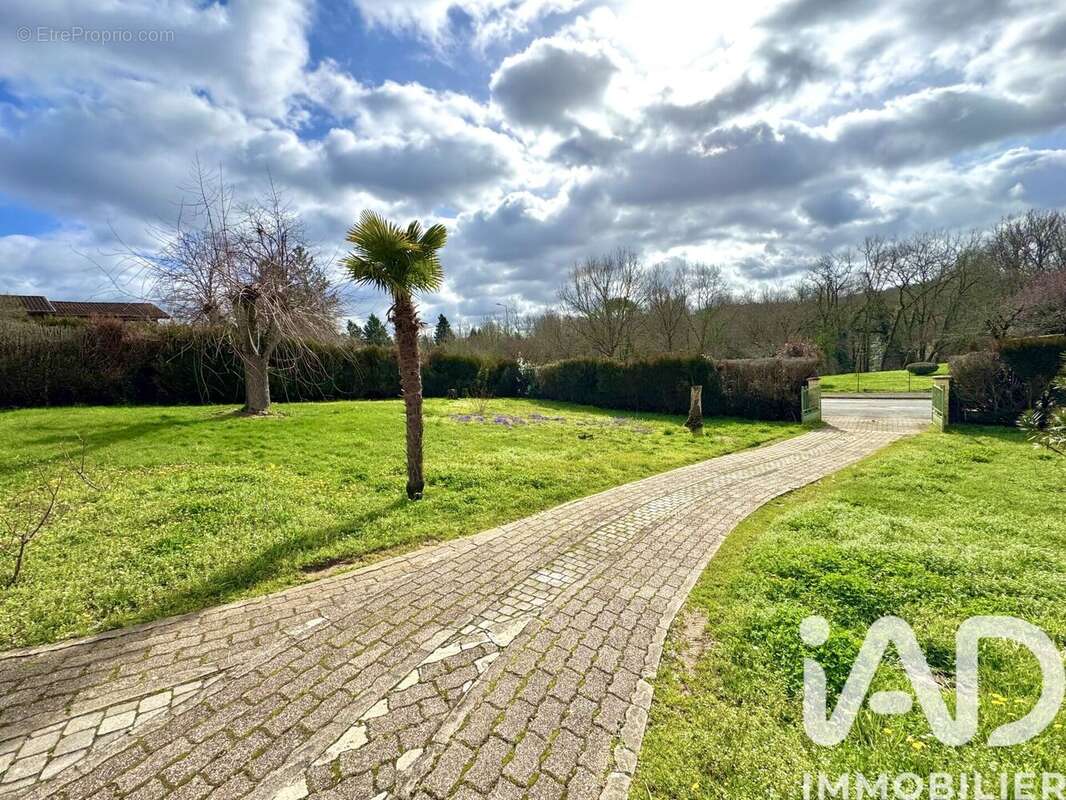 Photo 4 - Maison à PUY-L'EVEQUE