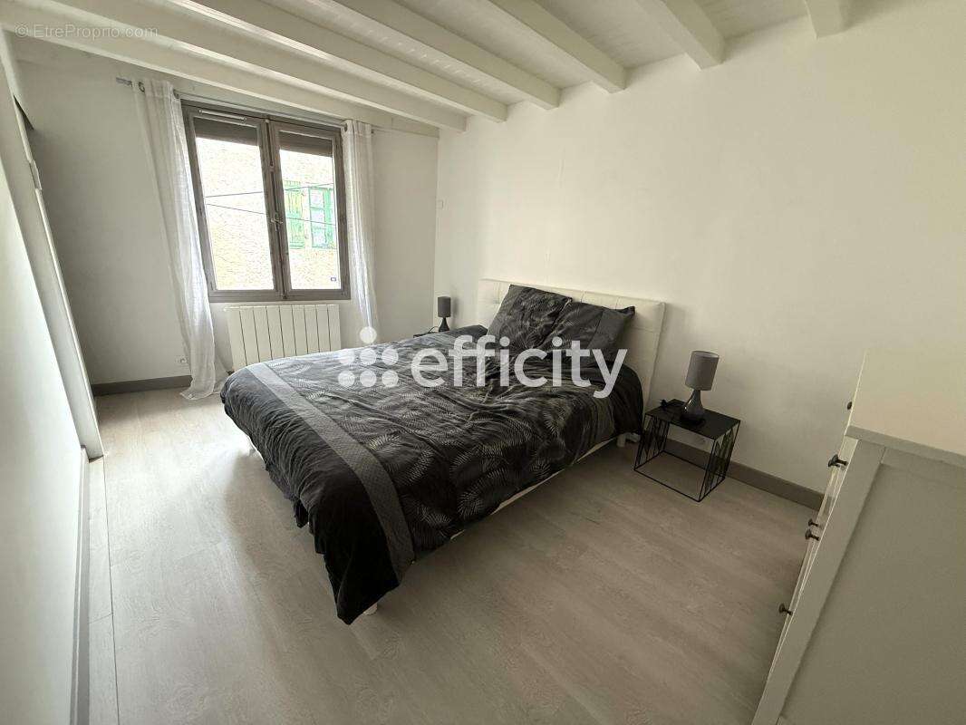 Maison 64 m² à La Couronne  - photo 10