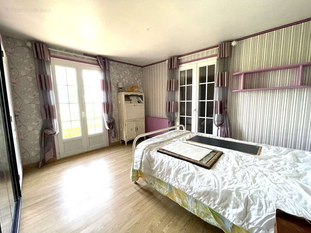 Maison à SAINT-PEY-D'ARMENS