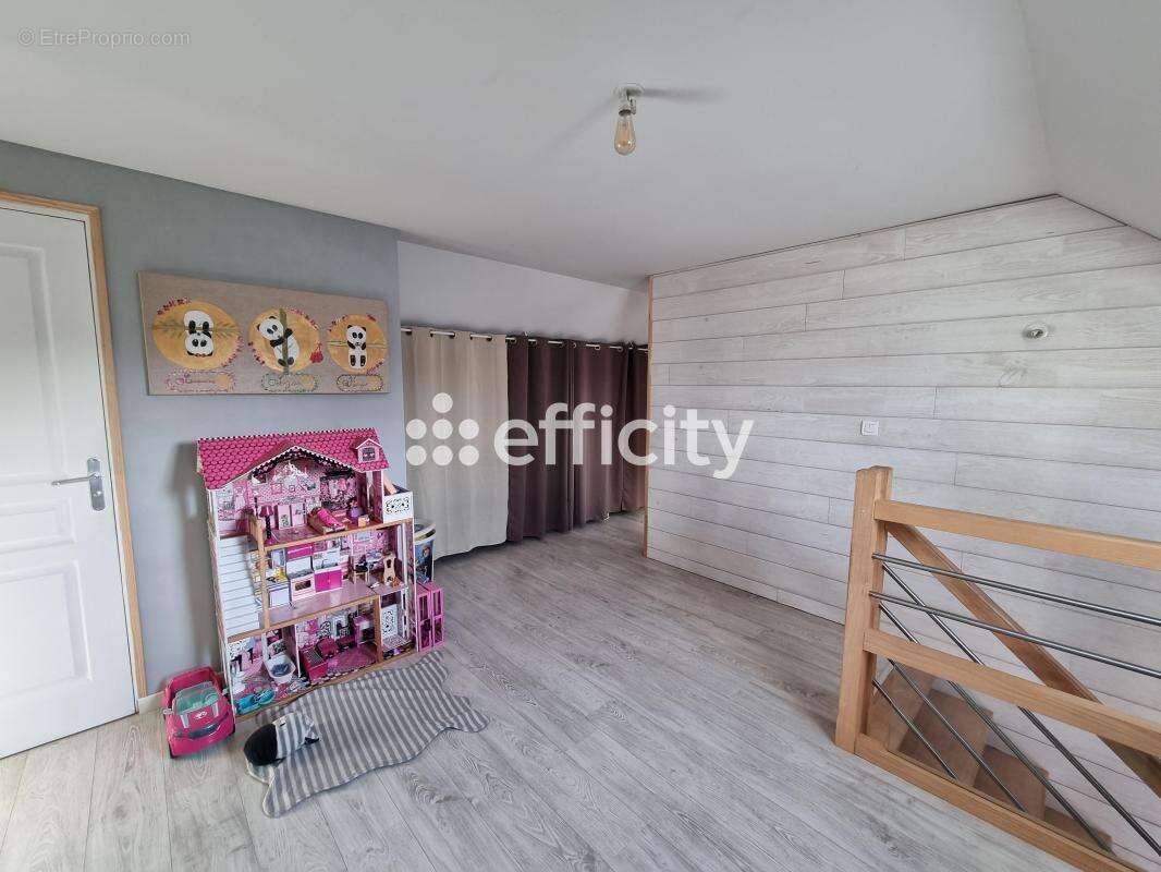 Maison 138 m² à Albaret-Sainte-Marie  - photo 13